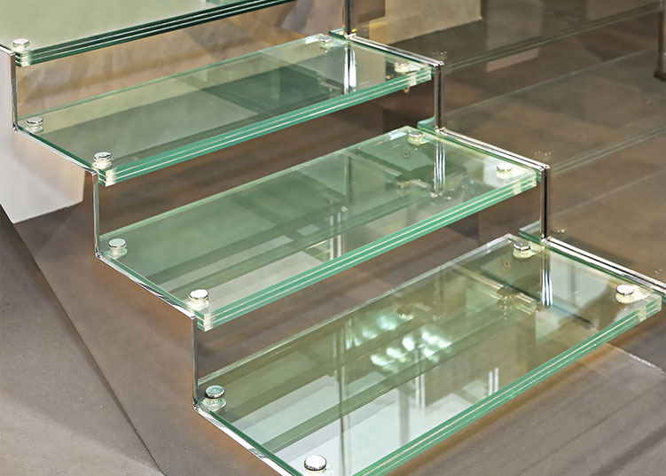 Henderson Glass Warehouse - Glass Panelled Staircase