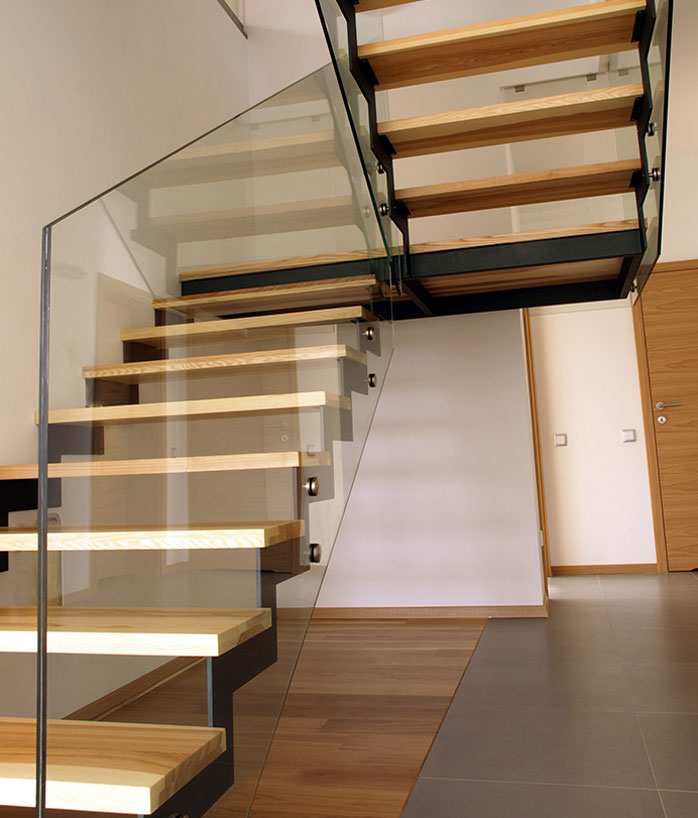 Henderson Glass Warehouse - Glass Staircases for Homes and Offices in London and the UK